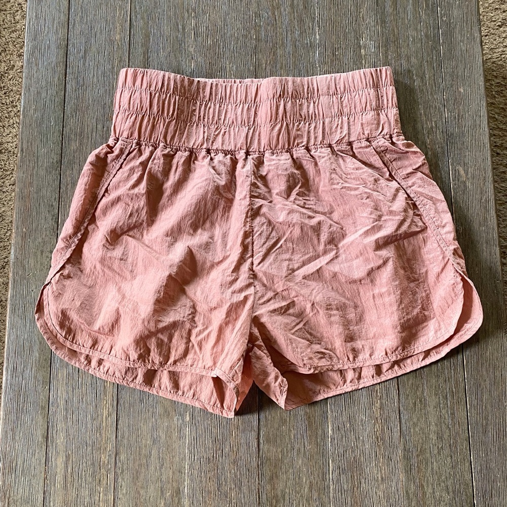 Automet Shorts